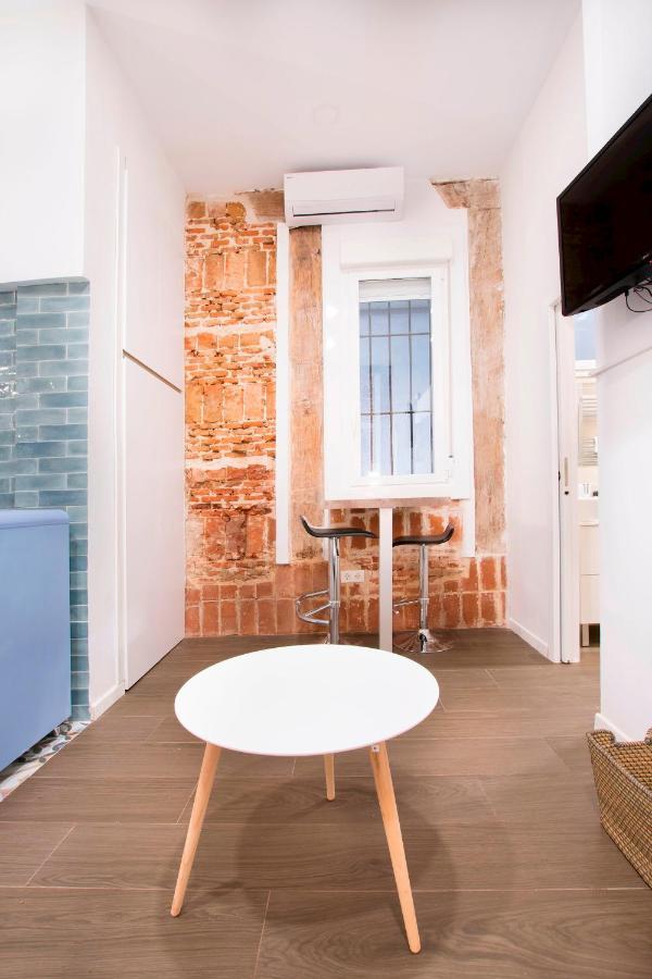 Fancy One-Bedroom La Latina Madrid Extérieur photo